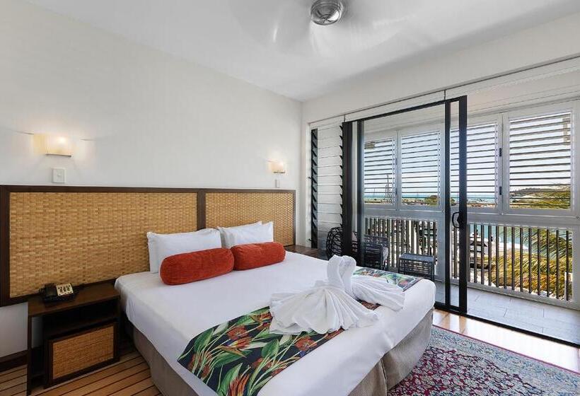 침실 2개 아파트, The Boathouse Apartments