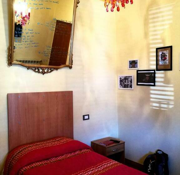 اتاق استاندارد یک نفره, Camaga