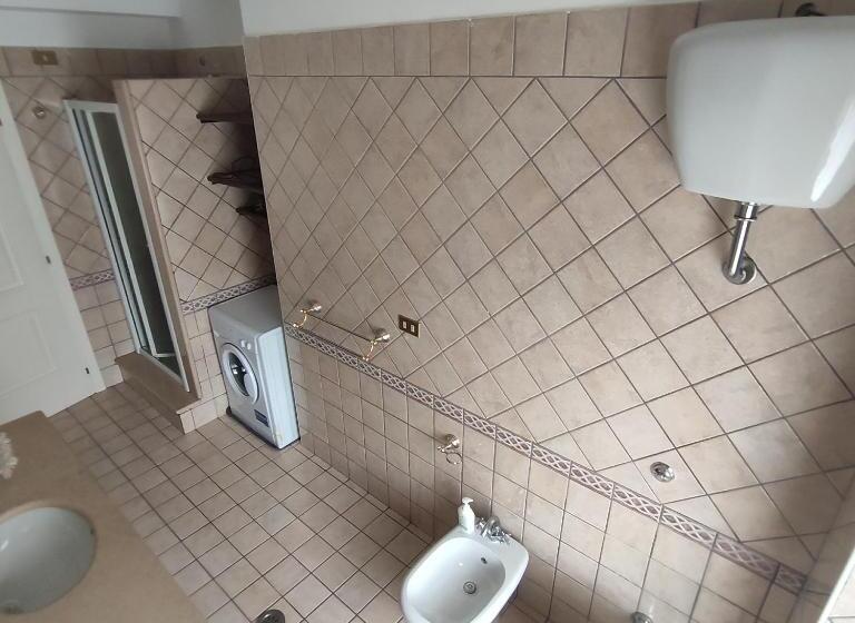 آپارتمان 1 خوابه, Camaga