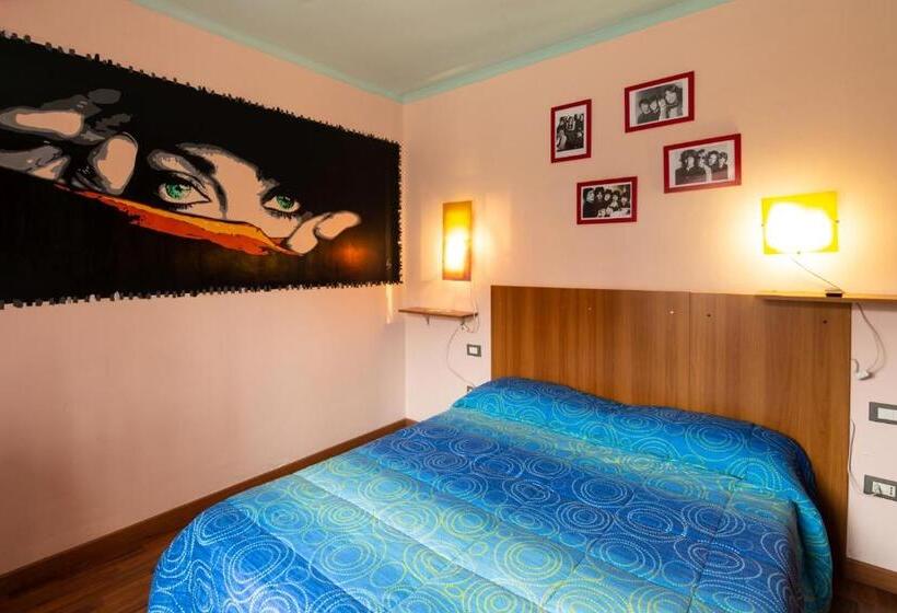 اتاق استاندارد, Camaga