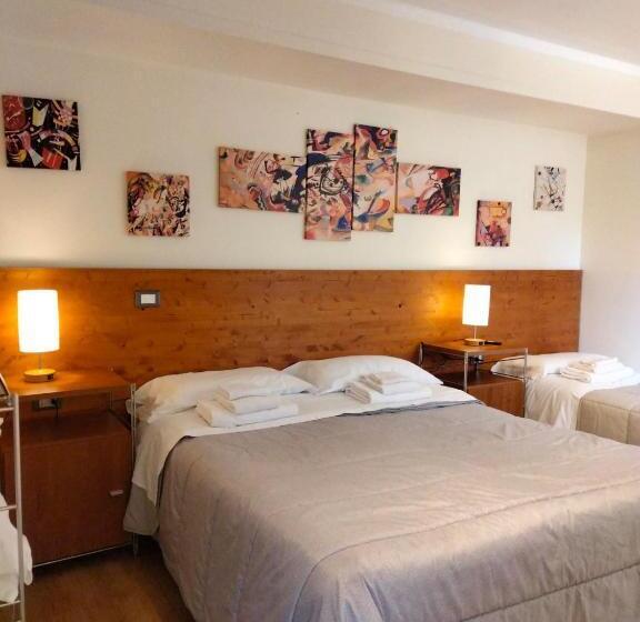 استودیو خانوادگی, Camaga