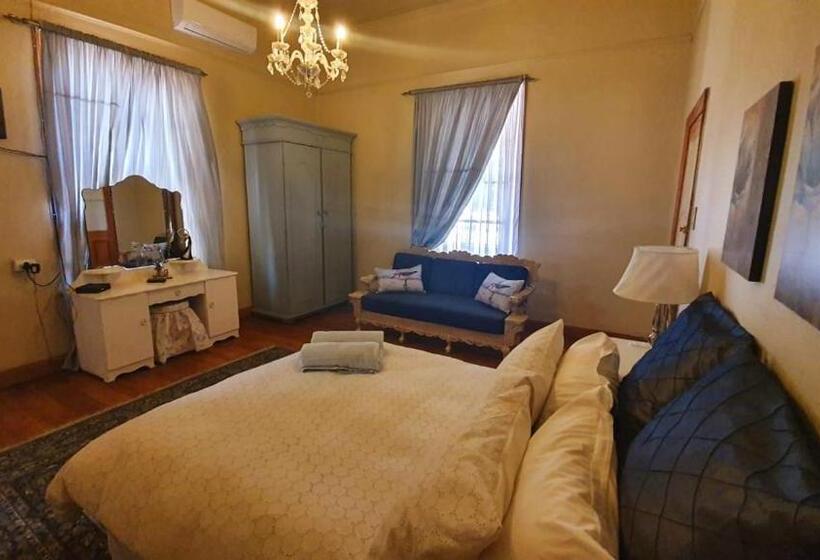 Quarto Estandar, The Old Watchmakers Guest House