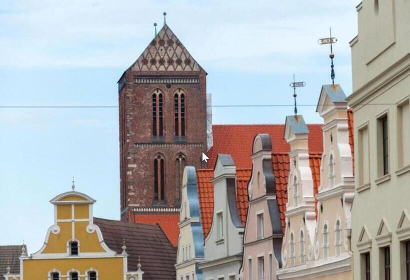 带1个卧室的豪华公寓, Appartment Im Ohlerich Speicher In Wismar Mit Stadt Und Meerblick