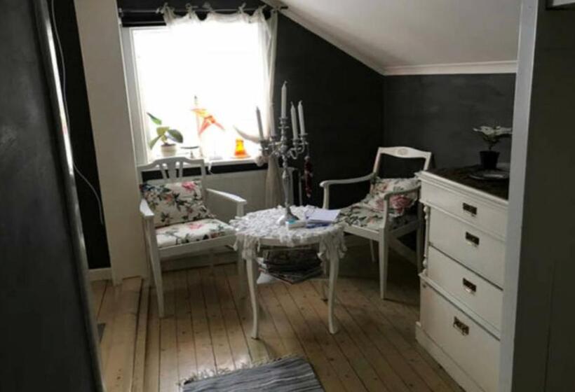 غرفة قياسية, Det Gamla Panget