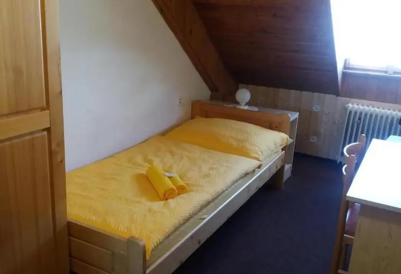 Habitación Estàndard Individual, Dalmo