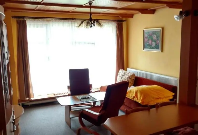 Suite Executiva, Dalmo