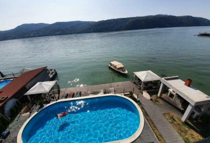 וילה דלוקס חדר שינה 1, New Exclusive