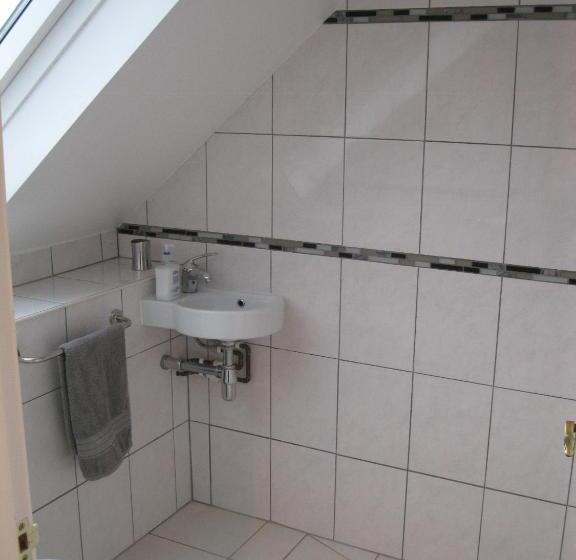 スタンダードルーム, Perfect For Petersfield B&b