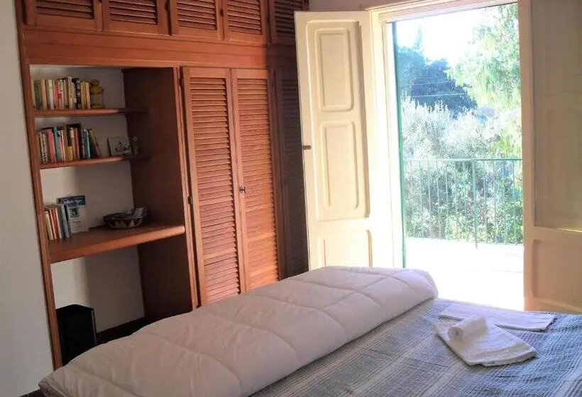 庭の見えるジュニアスイート, I Gù Books & Rooms