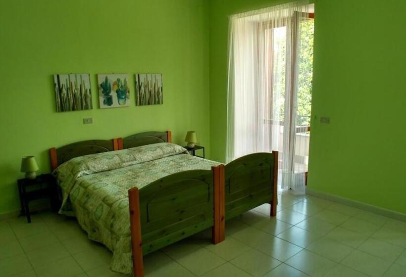 דירה בת חדר שינה 1 עם מרפסת, La Magnolia Sul Lago