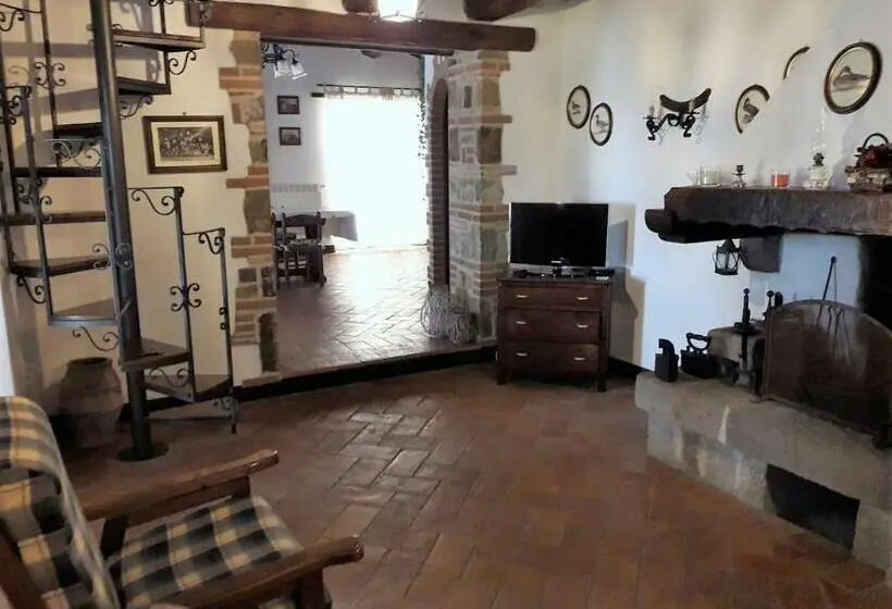 Huoneisto 1 Makuuhuone, Agriturismo Apparitoio