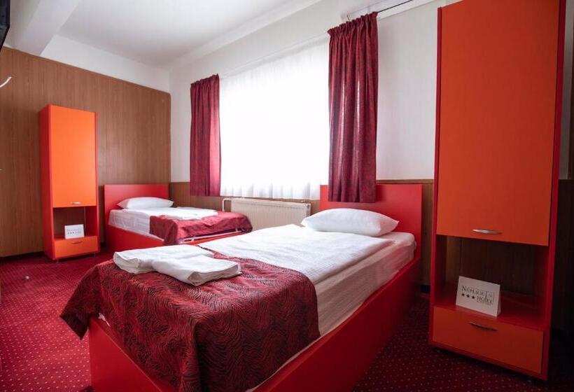 豪华房间, Népliget