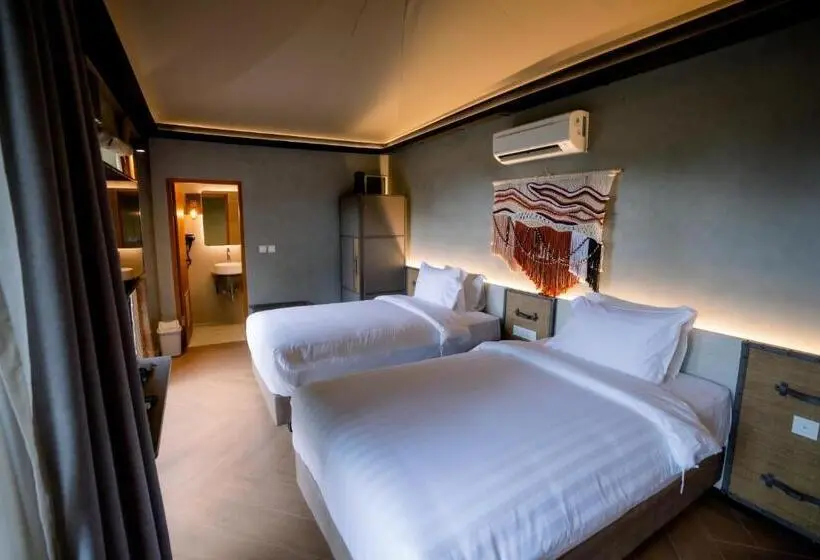 Tenda Padrão, Jsi Resort