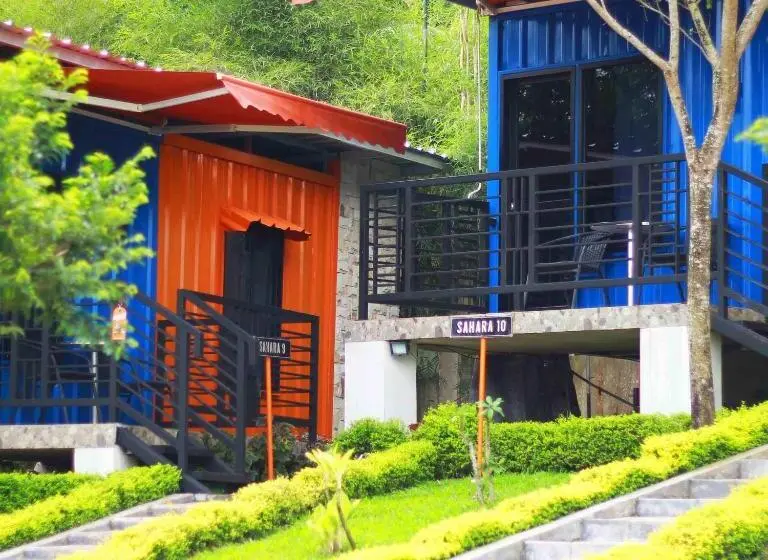 Quarto Estandar Cama Queen, Jsi Resort
