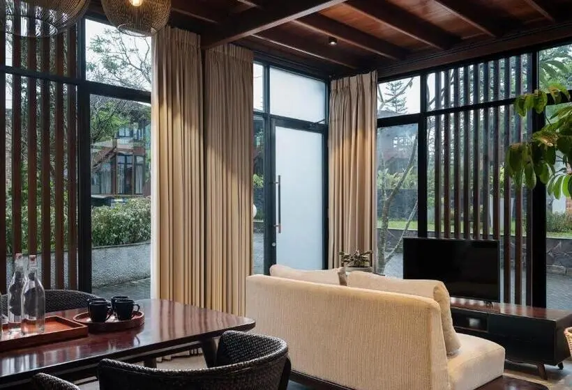 Quarto Estandar com Vistas, Jsi Resort