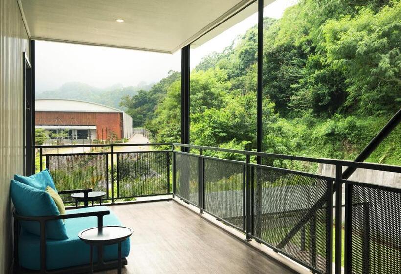 带大床的标准间, Jsi Resort