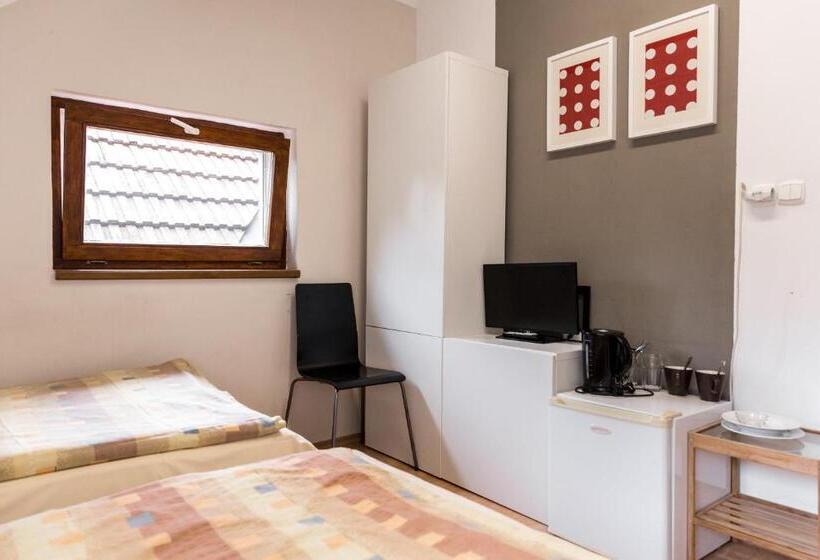 Standard Yhden Hengen Huone, Apartmány Zadní Mlýn