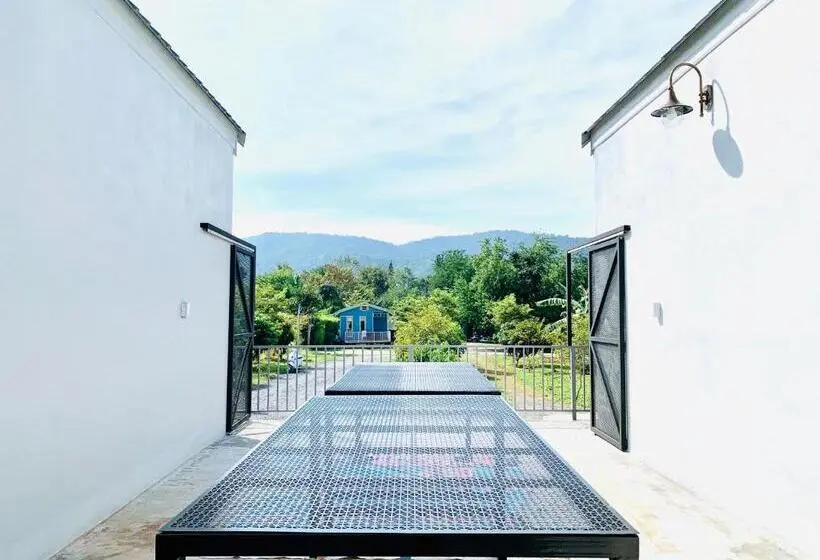 اتاق استاندارد سه نفره, Napa