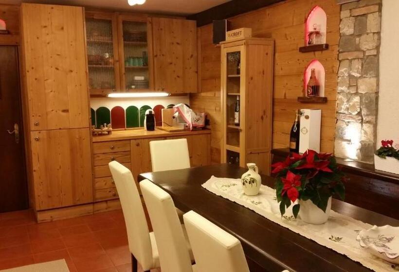 استودیوی استاندارد, B&b Accanto Al Focolare 2