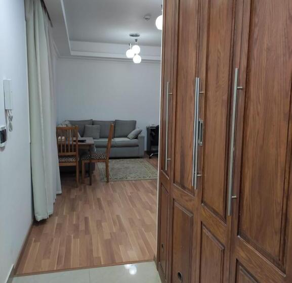 اتاق لوکس با تخت بزرگ, E Just Hotel Borg El Arab