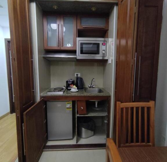 اتاق لوکس, E Just Hotel Borg El Arab