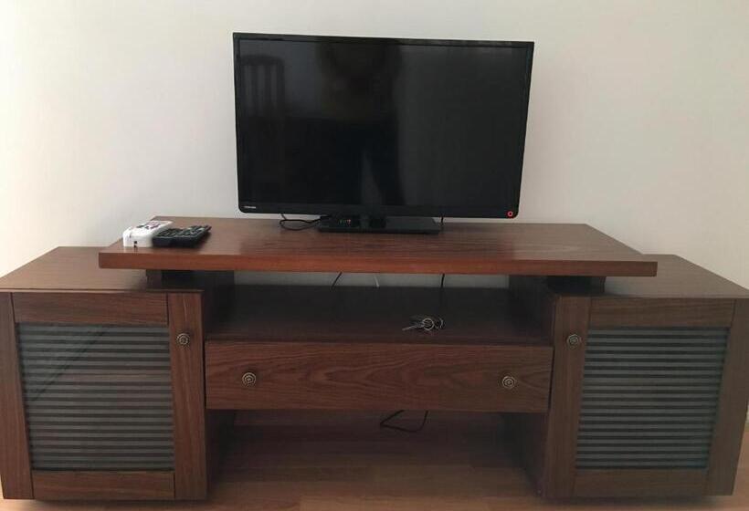 اتاق لوکس با تخت بزرگ, E Just Hotel Borg El Arab