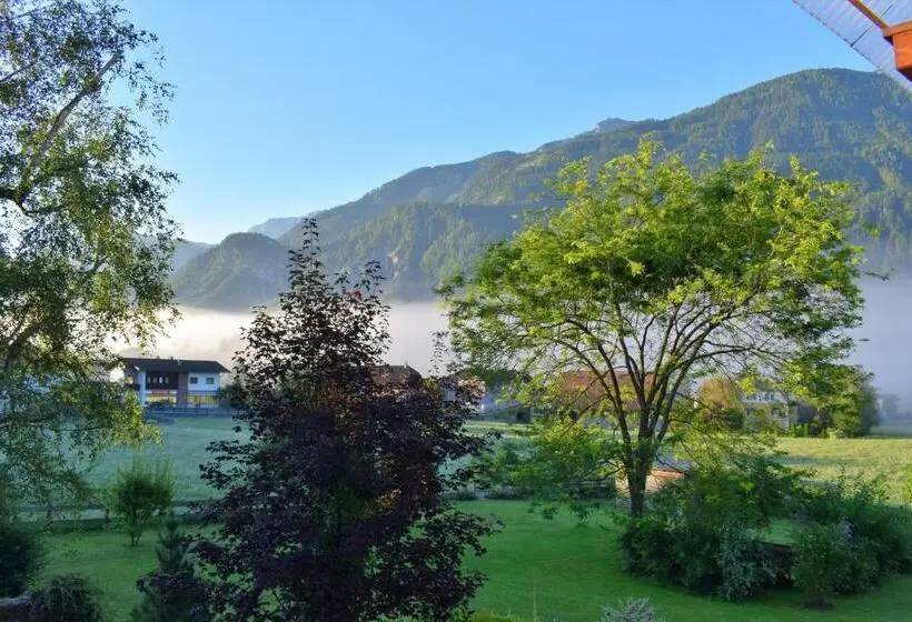 景色の見える一ベッドルームアパートメント, Frühstücks Radpension Taurer Thoman