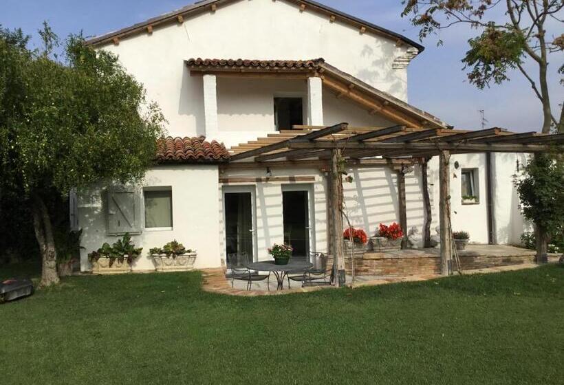 デラックスルーム, La Pergola B&b