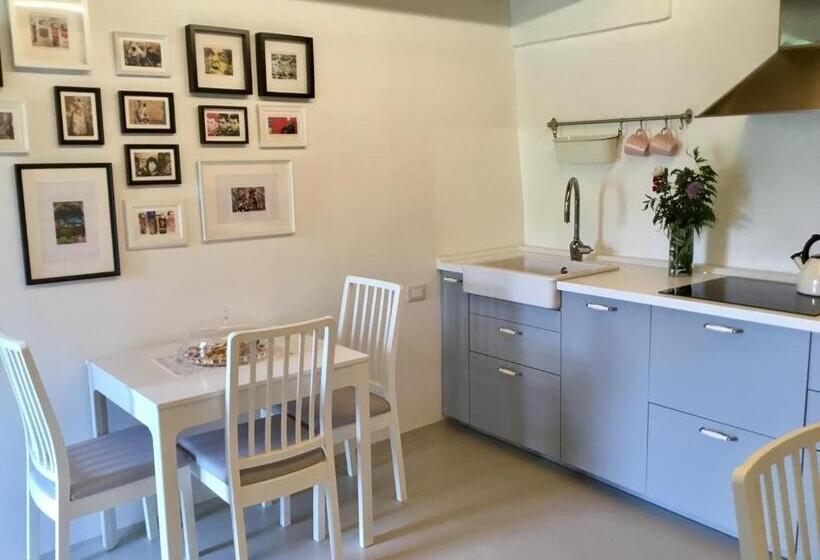 デラックスルーム, La Pergola B&b