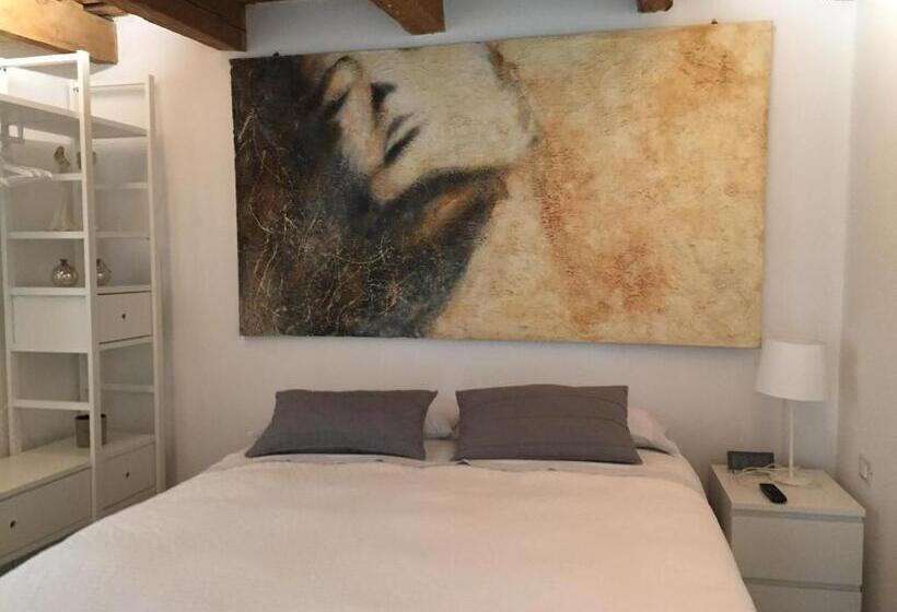 Háromágyas Deluxe Szoba, La Pergola B&b