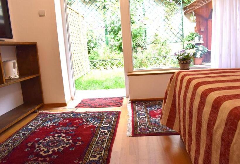 标准间, Cluj Center 2