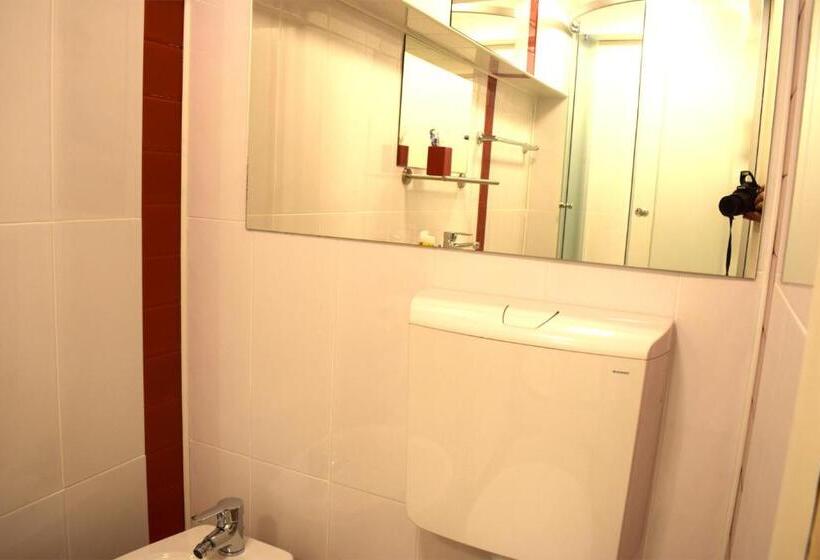 标准间, Cluj Center 2