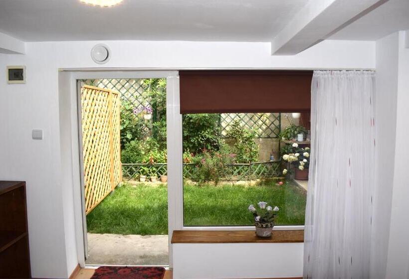 标准间, Cluj Center 2