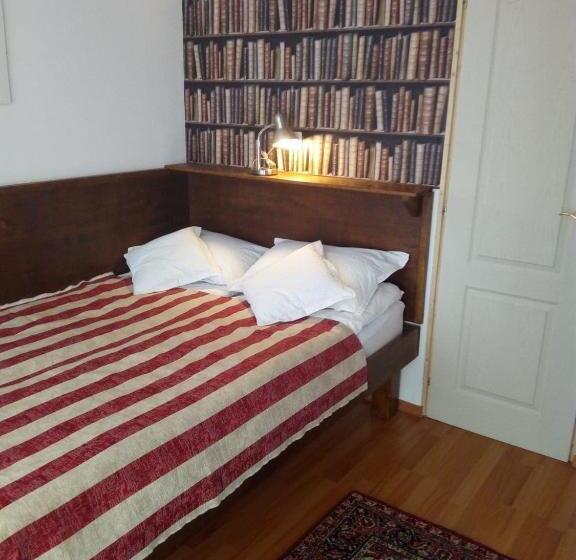 标准间, Cluj Center 2