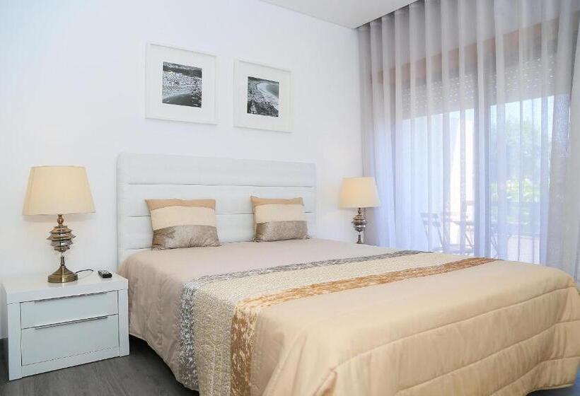 标准间带阳台, Genny S Place