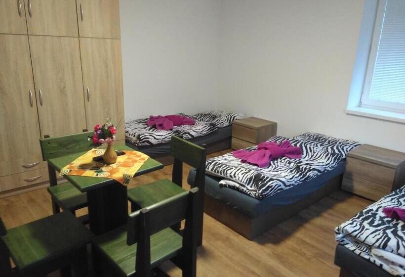 4인용 스탠다드 룸, Ubytovanie Janka