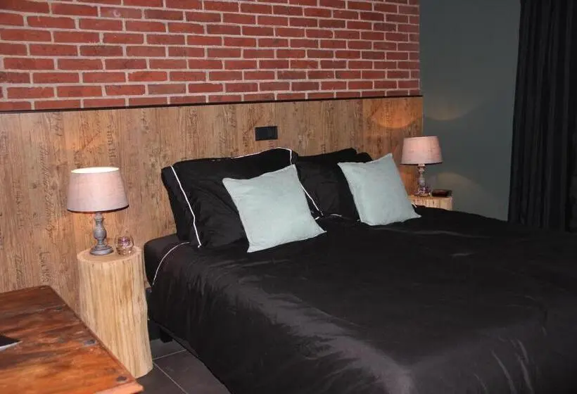Deluxe Room, B & B Chawe