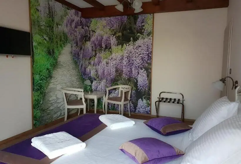 スーペリアールーム, B&b Secret Garden