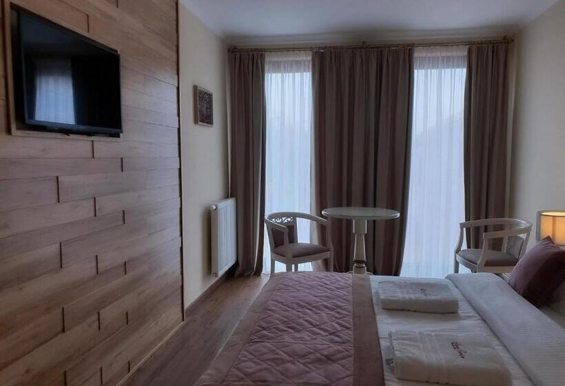 高级大房间, B&b Secret Garden