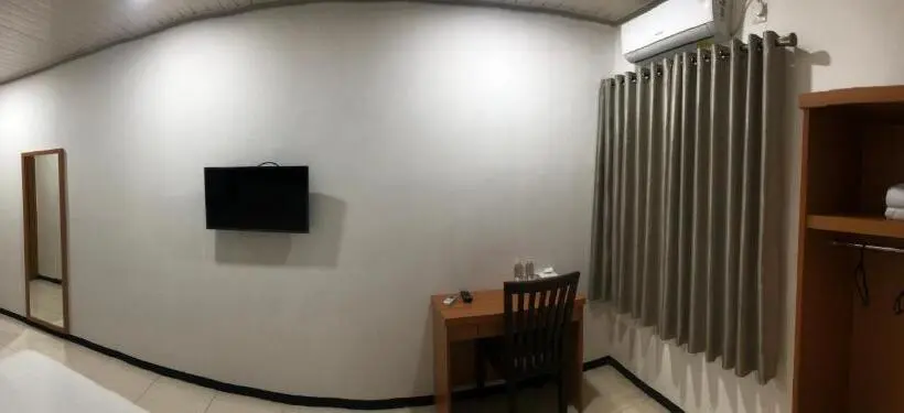 Quarto deluxe, Aurora Hotel Siliwangi