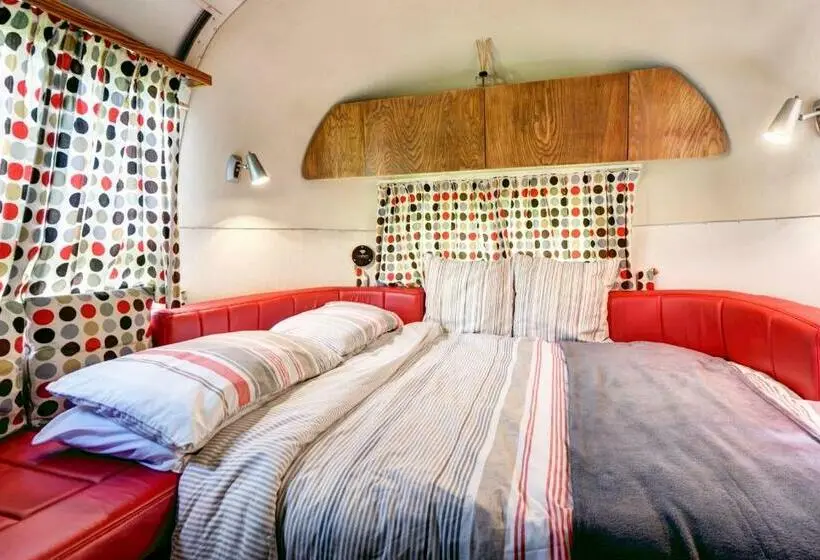 スイート(家族用), The Airstream
