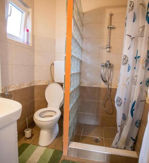 إستوديو قياسى مطلّ علي الحديقة, Casa Tibi