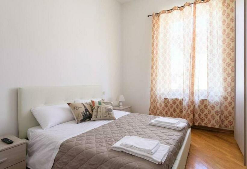 חדר קומפורט לשלושה, La Piccola Locanda