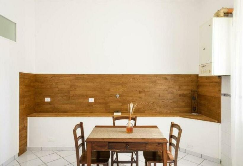 חדר קומפורט לשלושה, La Piccola Locanda