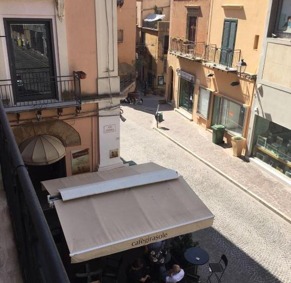 Номер Стандарт, Fanà