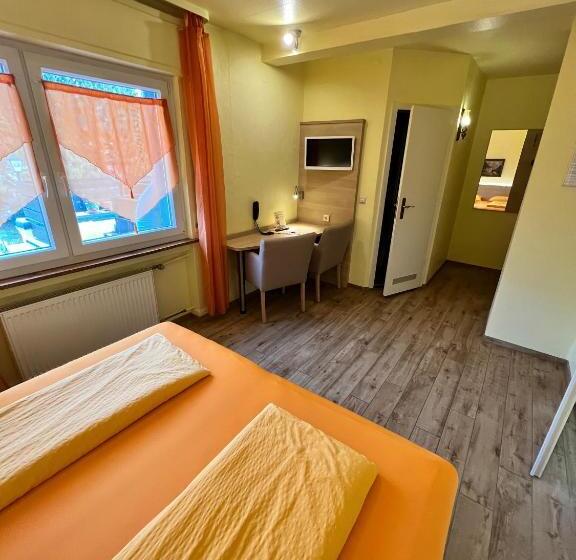 Номер Стандарт, Heilsberg