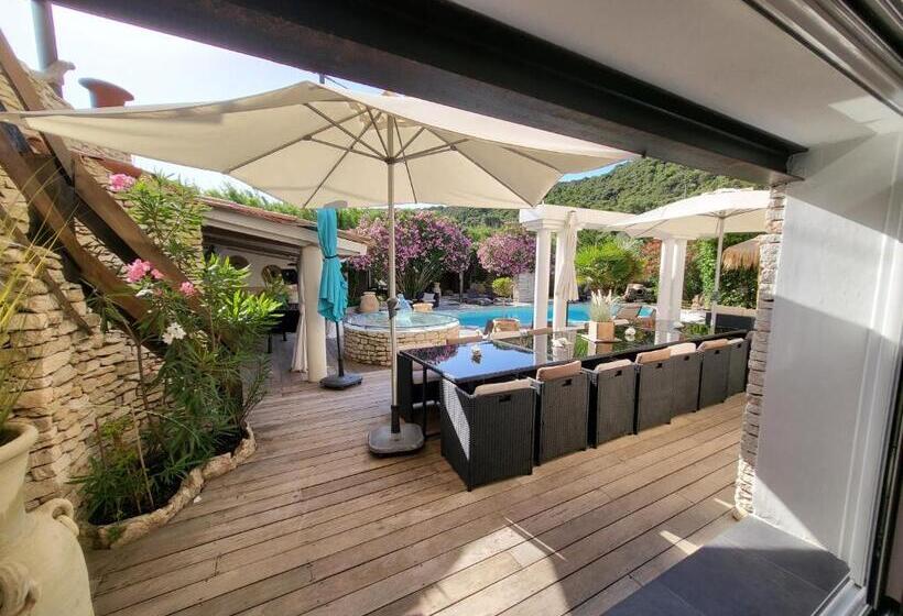 기본룸, Petra Bianca