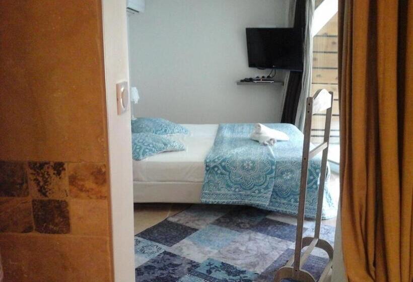 기본룸, Petra Bianca