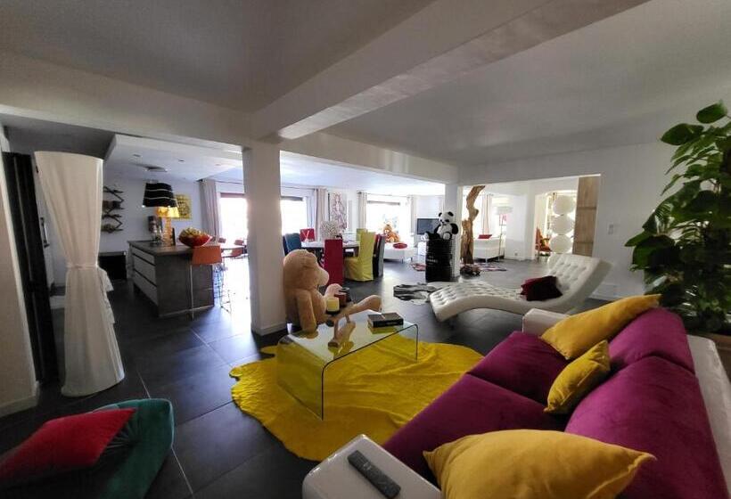 디럭스 스위트, Petra Bianca