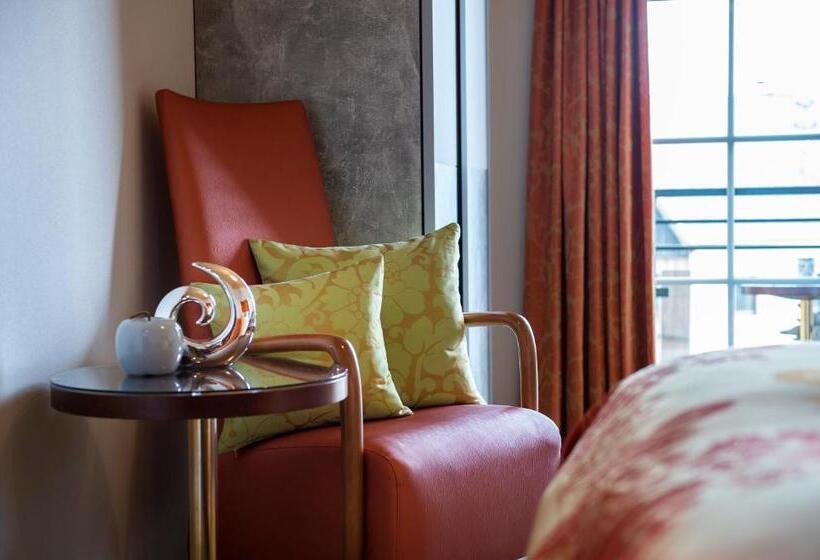 Апартаменты 3 Спальни, Feriendorf Edelweiss